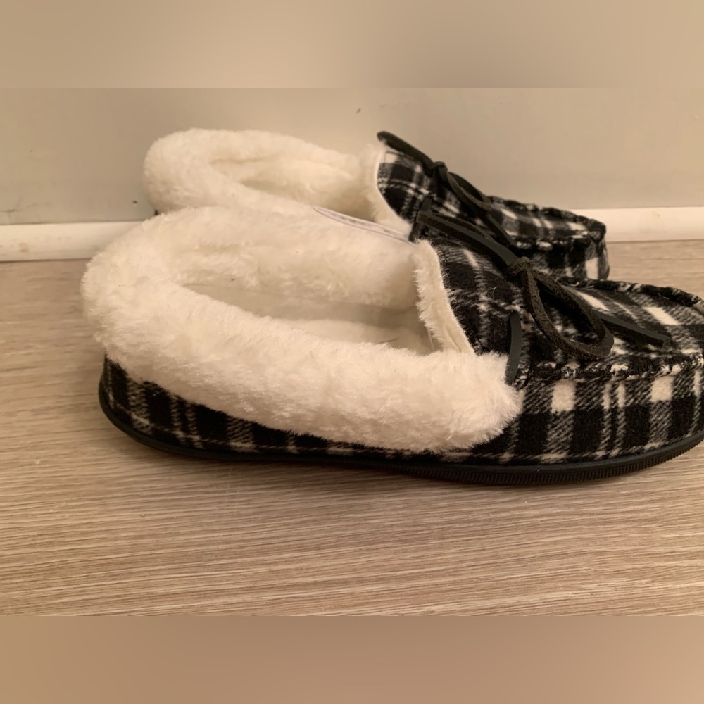 Plaid Fuzzy Lined Slippers